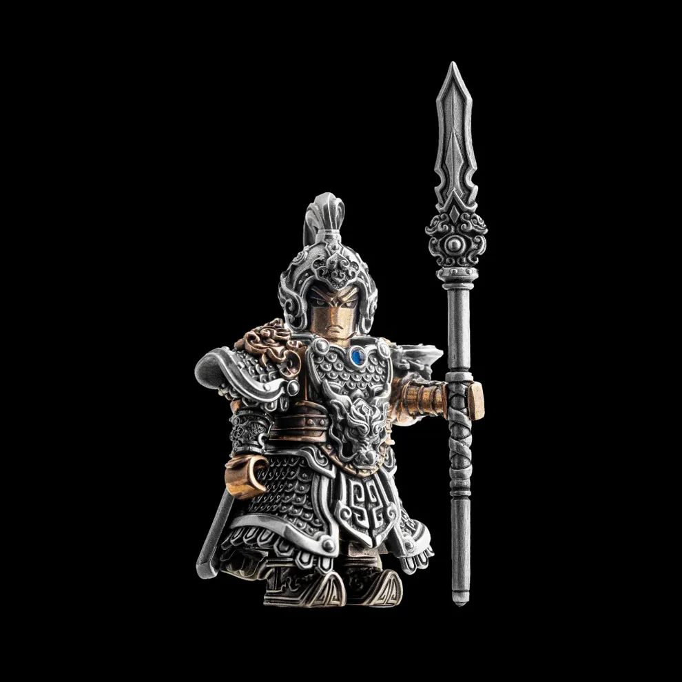 Crusader Figurine Detachable Bronze Bull-Helm Knight Statue